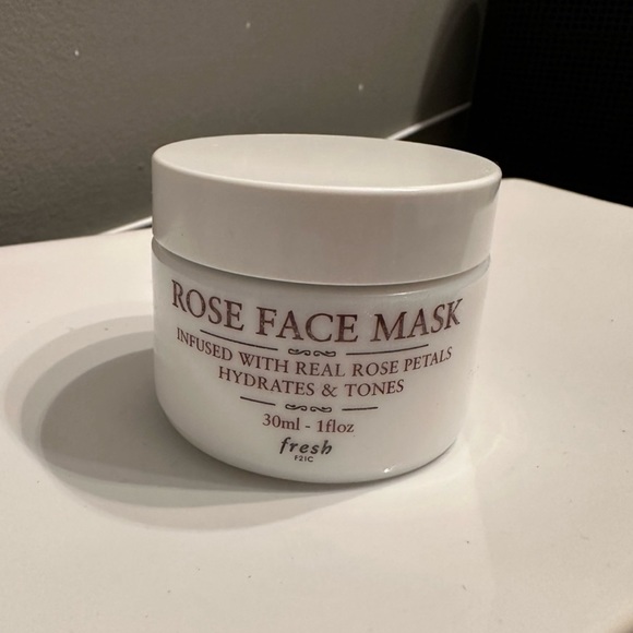 FRESH ROSE FACE MASK - Picture 3 of 6